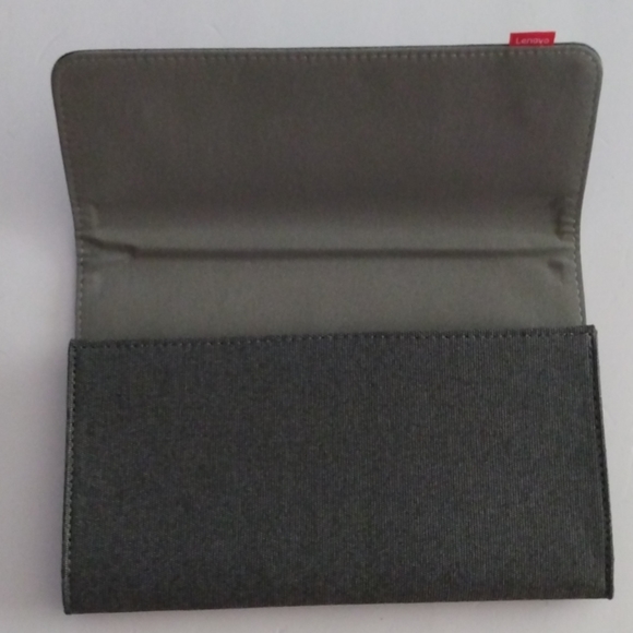 Yoga Smart Tab Sleeve and Film NWT - Picture 3 of 9